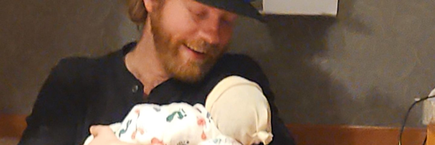 Adis_Momma's profile banner image