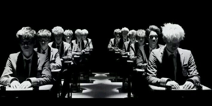 KrisTHB_EXO's profile banner image