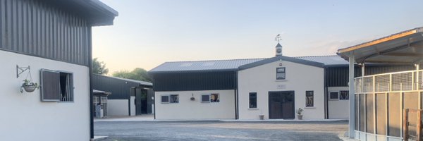 Beechlea_ Profile Banner