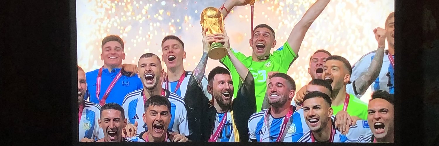 Ezeperez89's profile banner image