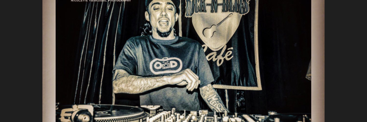 its_DIZZI's profile banner image
