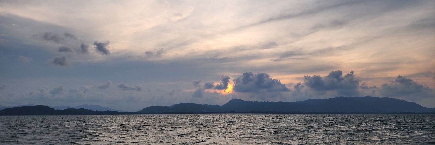 knot_j's profile banner image