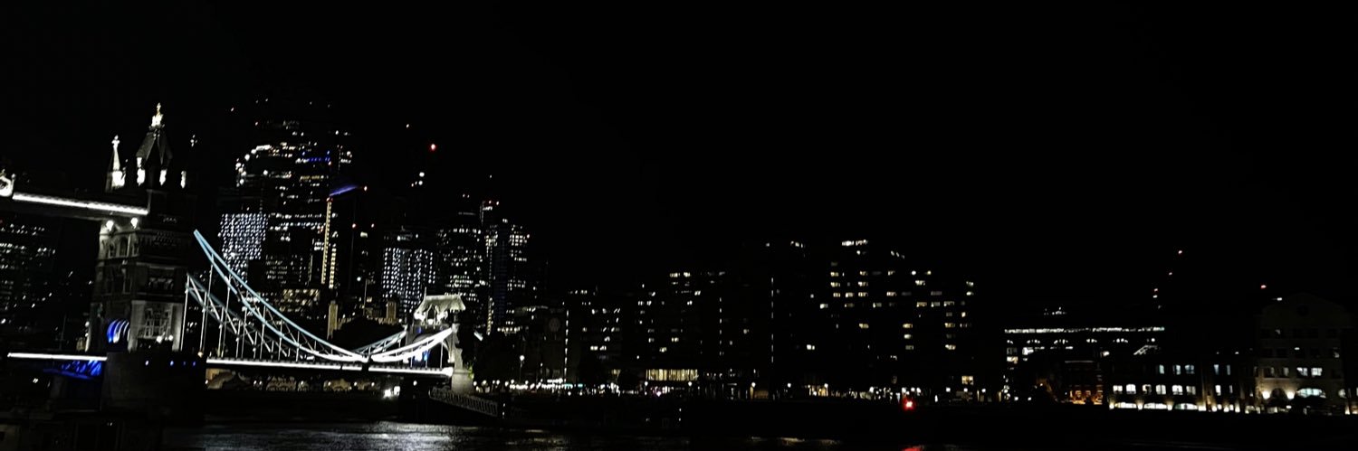 𝐏 banner