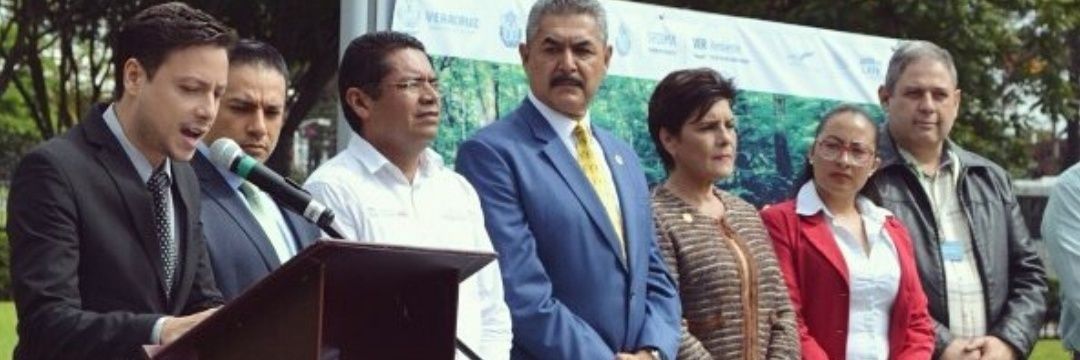 Mr. Embustión. ® banner