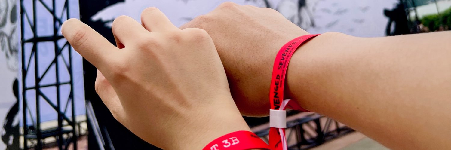 adiindakw's profile banner image