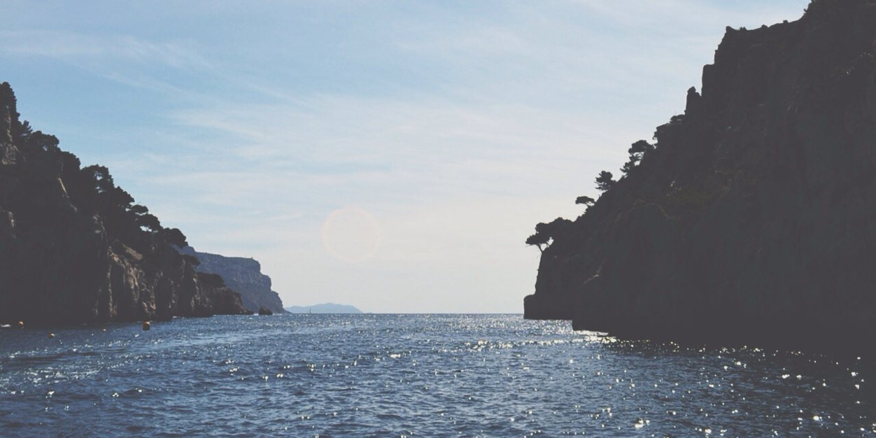 m banner
