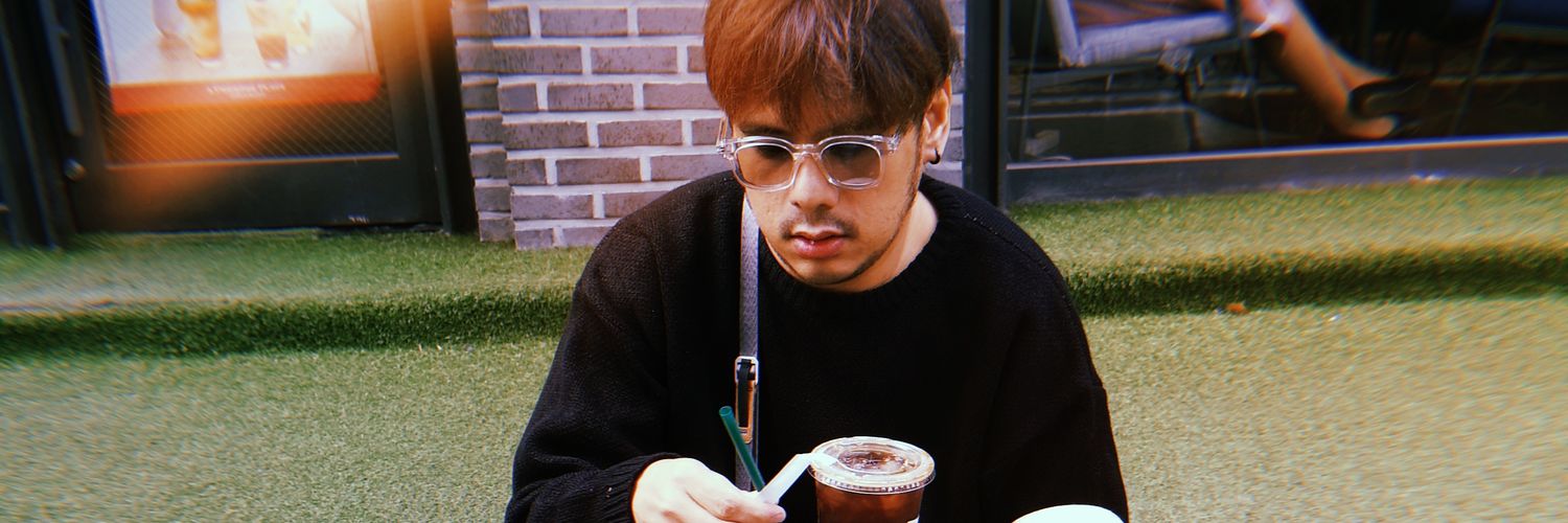 KamOTwit's profile banner image