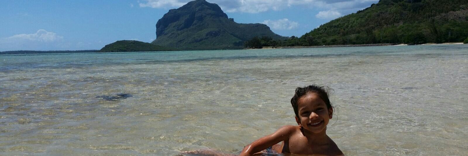 Tara_Cayzeele's profile banner image