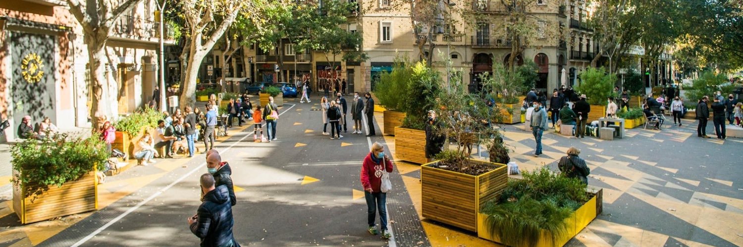 Ada Colau 💜🌈🔻 banner