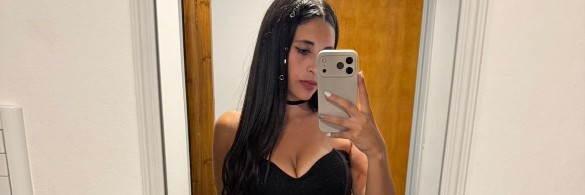 VictoriaMolinaM's profile banner image