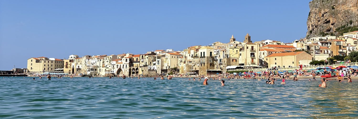 Danielle Rowe banner