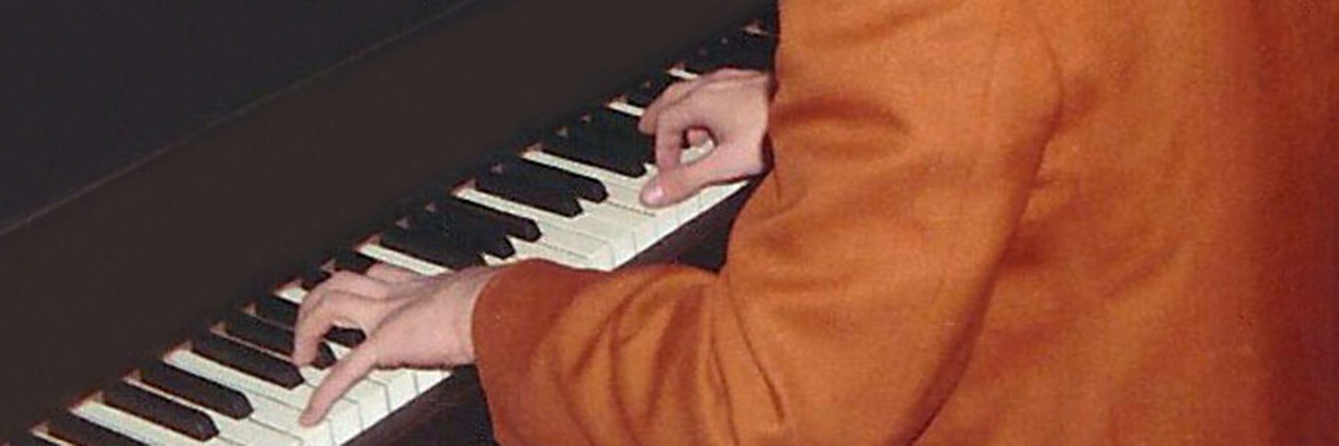 Russ Columbia banner