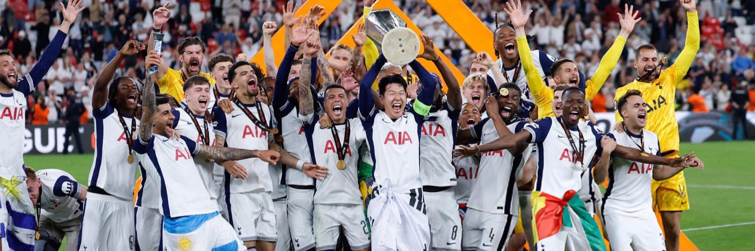 Tottenham Loyal banner