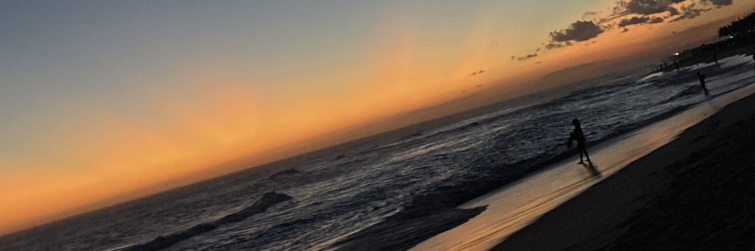 carolinx77's profile banner image