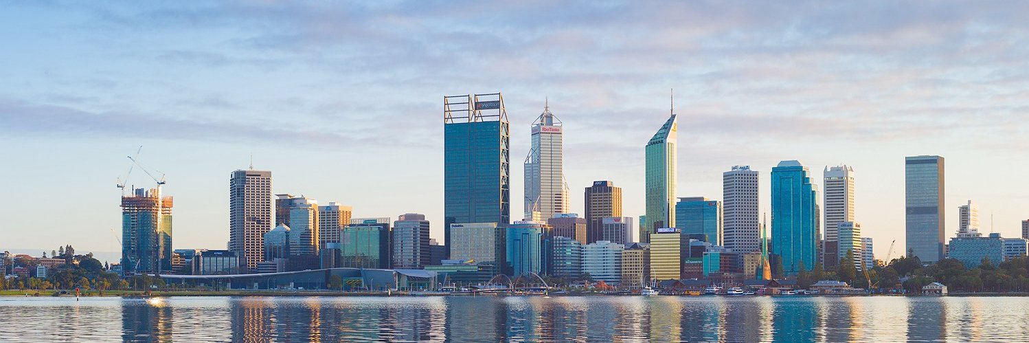 R-Ladies Perth banner