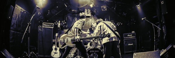 ammyeleo Profile Banner