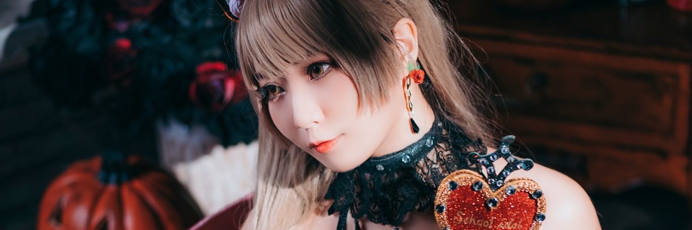 sweetouyi's profile banner image