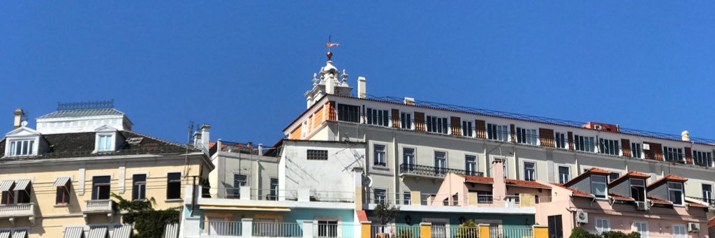 Julian Aramburu banner