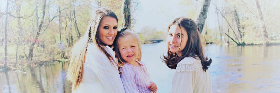 AunaWilliams's profile banner image