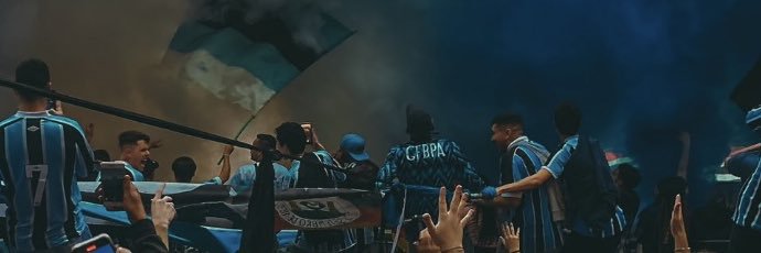 FlviaNeves18's profile banner image