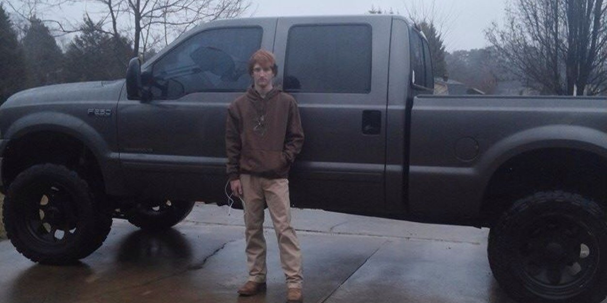 elihoward94's profile banner image