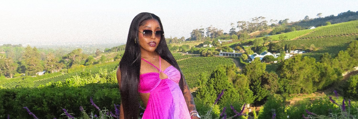 Linda 🤍 banner