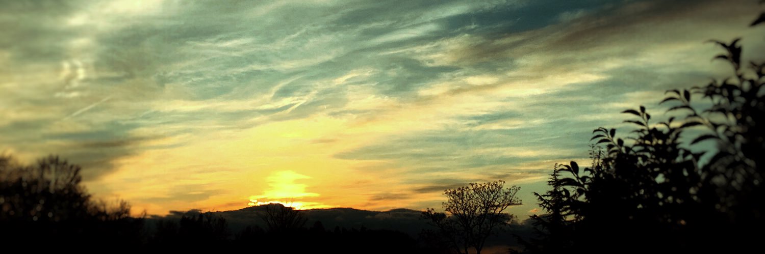 ta2w2n's profile banner image