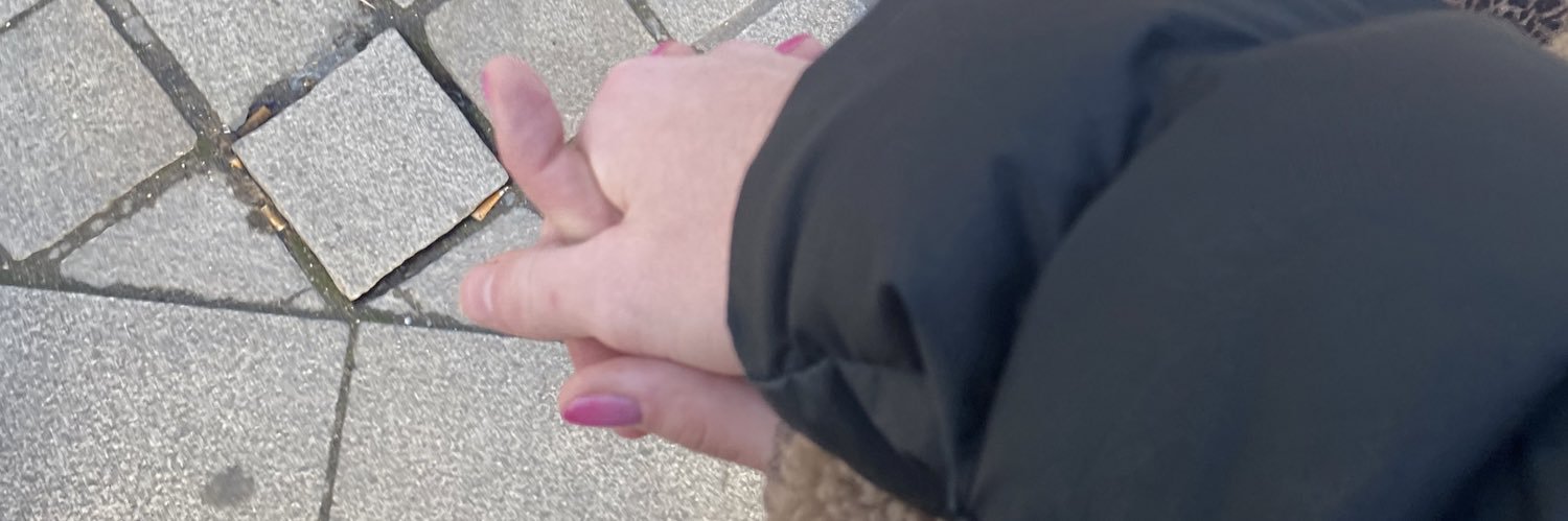 amandacroci's profile banner image