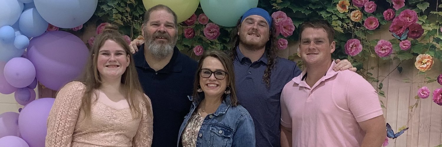MrsTechTompkins's profile banner image