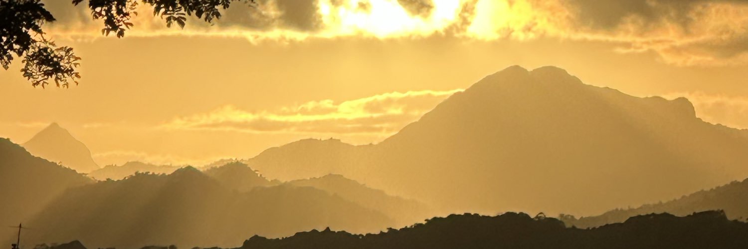 b_jjone's profile banner image