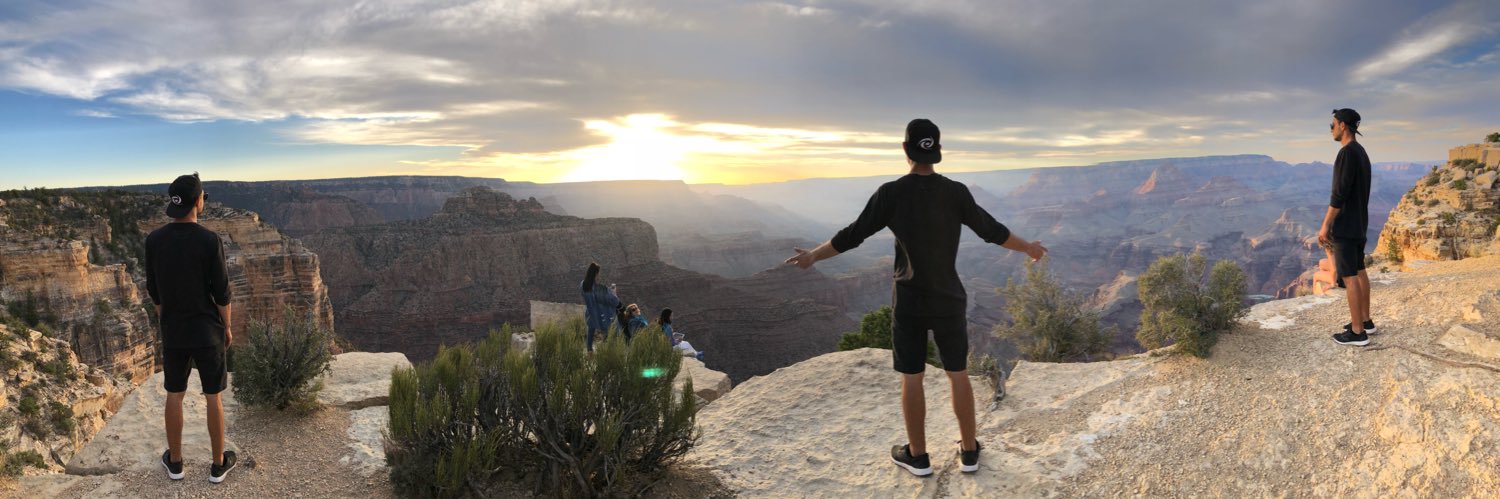 Featherico's profile banner image
