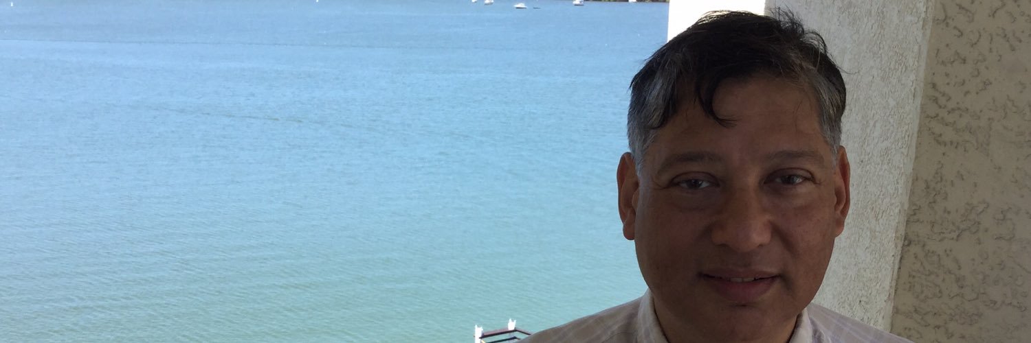 anselmoreyes's profile banner image