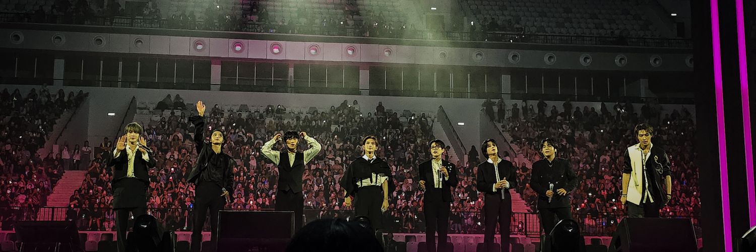 _lisapplee's profile banner image