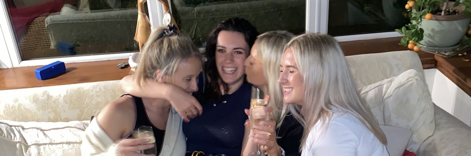 hannahmfox__'s profile banner image