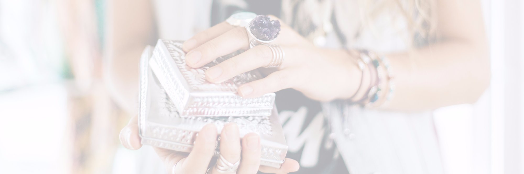 Violetgray_'s profile banner image