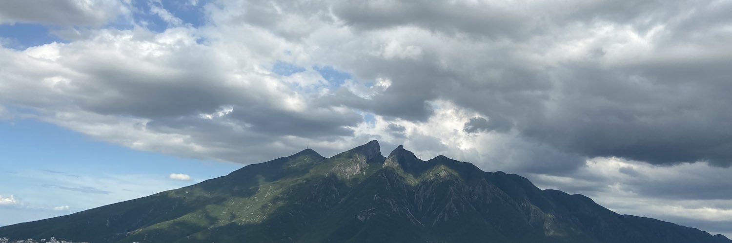 danybenavidesq's profile banner image
