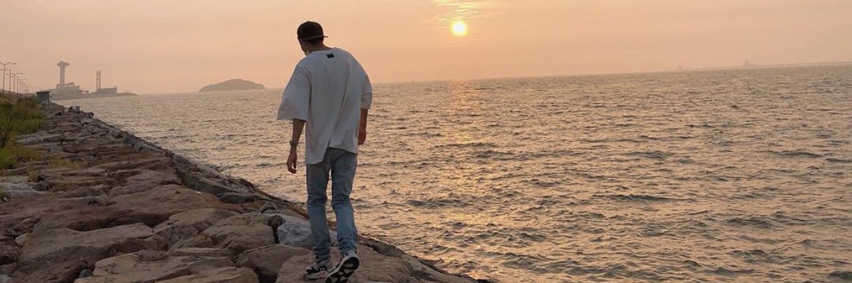 belaronlee's profile banner image