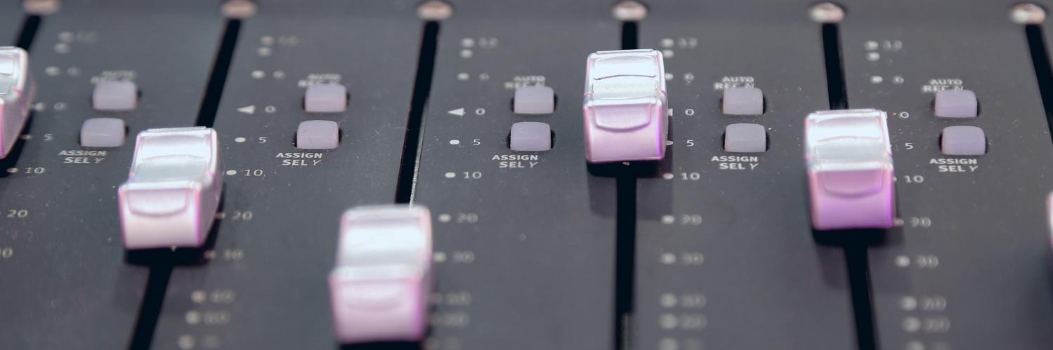 screensint's profile banner image