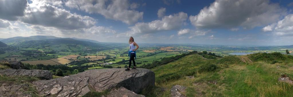 Laura Sheldon banner