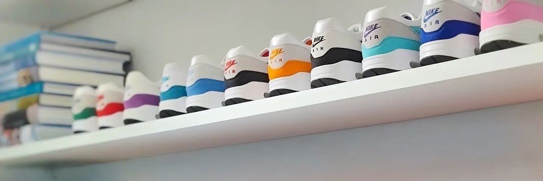 Clothes & Sneakers's banner