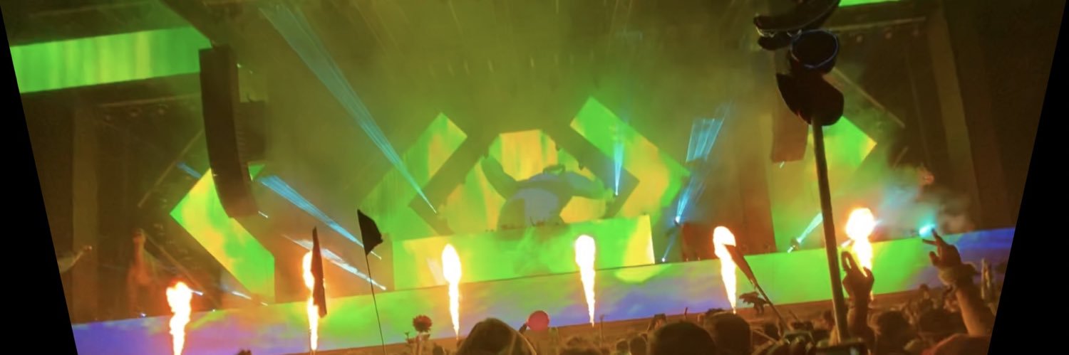 c_wizzle25's profile banner image