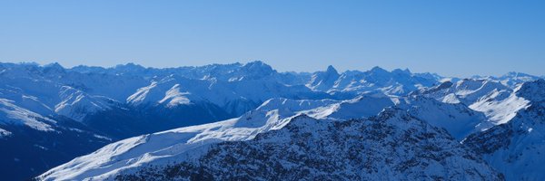 Davos Profile Banner