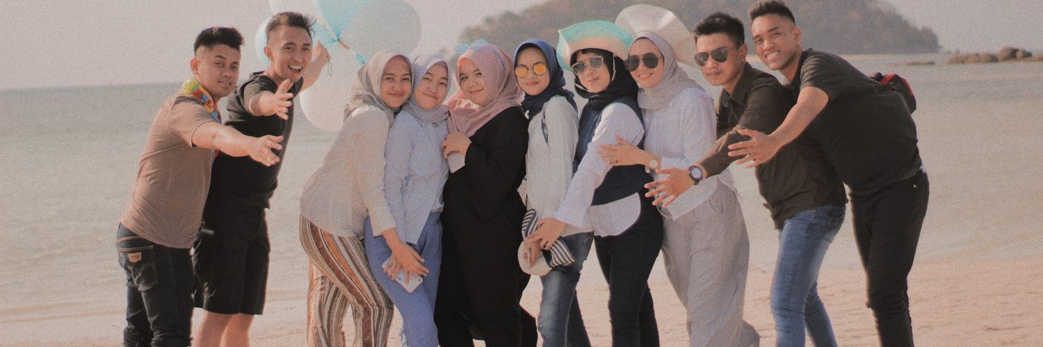 fitriyuliiani's profile banner image