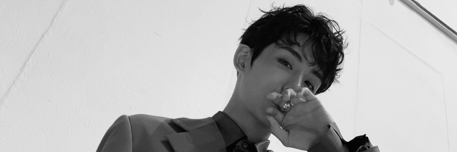 룡🍥 banner