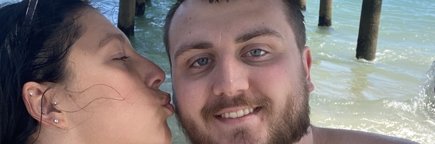 emmaaferris's profile banner image