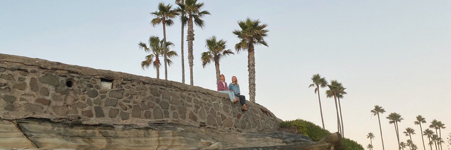 mollyeileenq's profile banner image