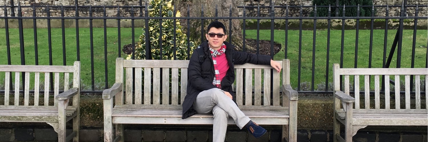winhtet's profile banner image