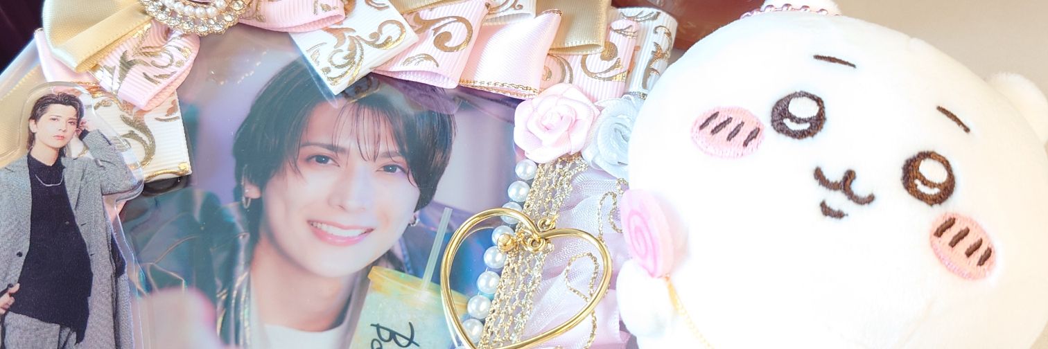 strishlove's profile banner image