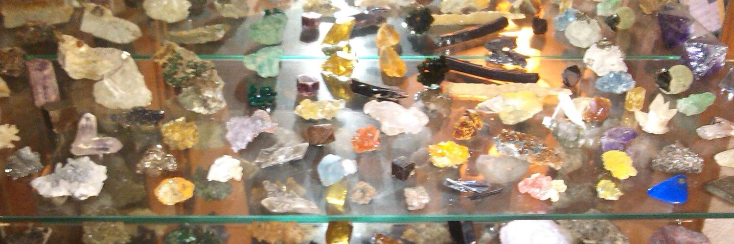 🔑 Loni Petit-souffle banner