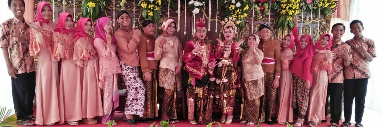 FebRismaningsih's profile banner image